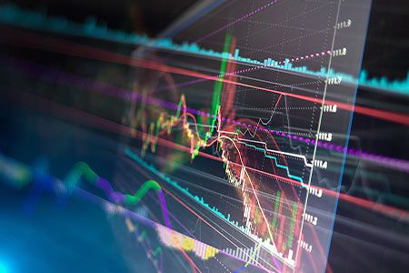 Schlumberger cuts spending by 30%